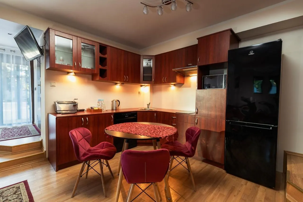 Bed & Breakfast Villa Toscania-Check In 24H Poznań
