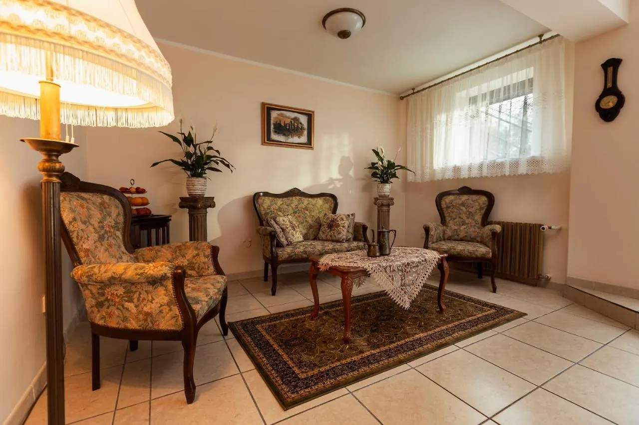 Villa Toscania-Check In 24H Posen 2*,  Polen